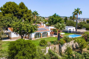 Villa Seniola by Villa Plus